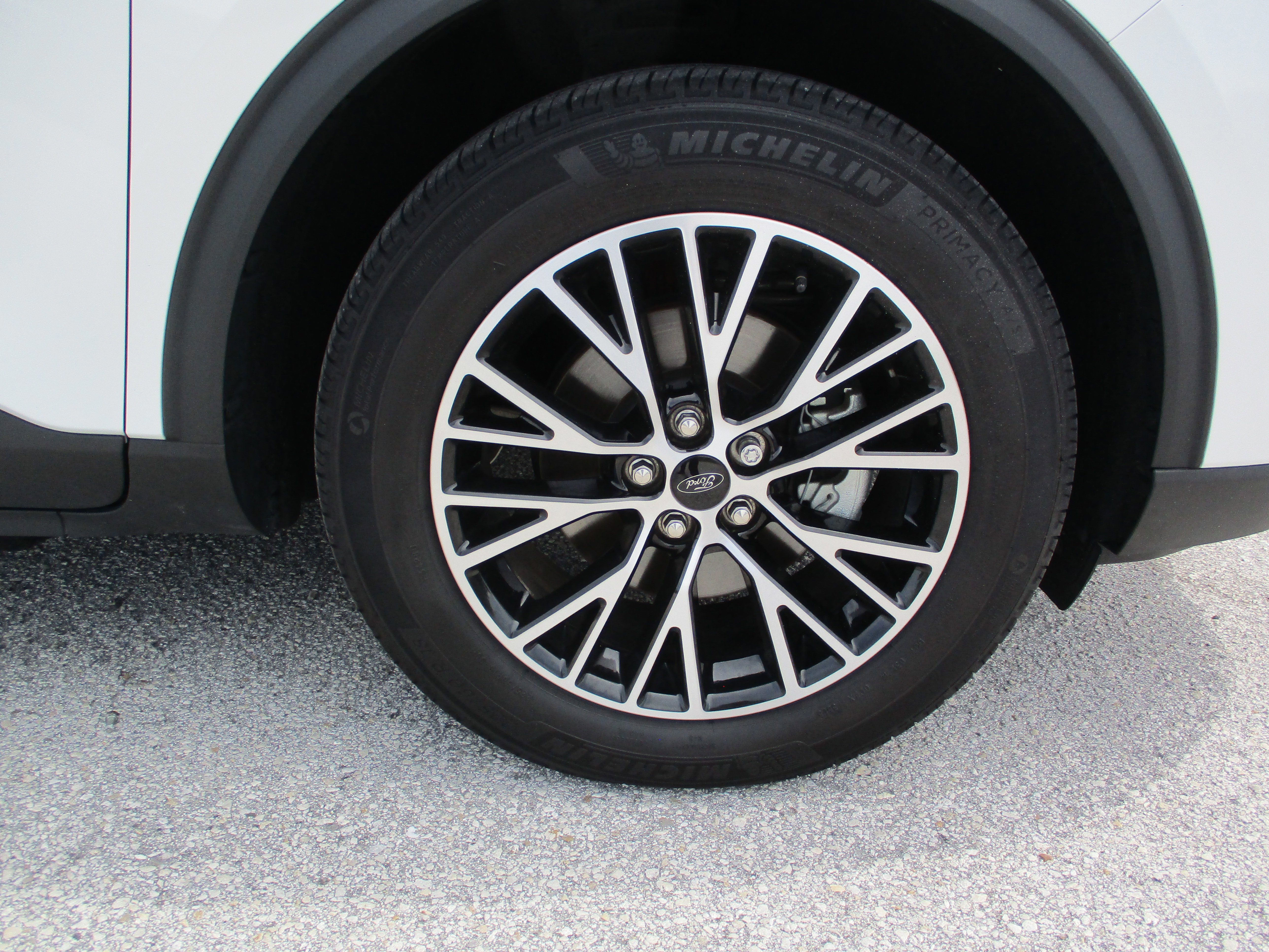 Certified 2023 Ford Escape SE image 9