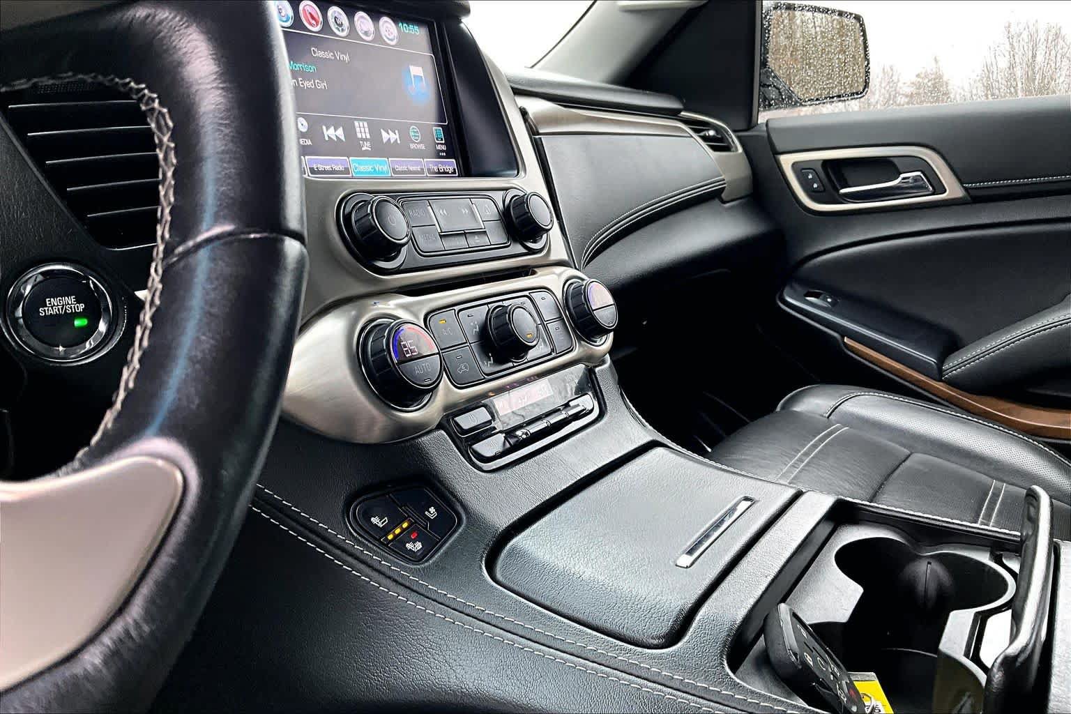 Used 2019 GMC Yukon Denali w/ Denali Ultimate Package AWD/4WD image 35