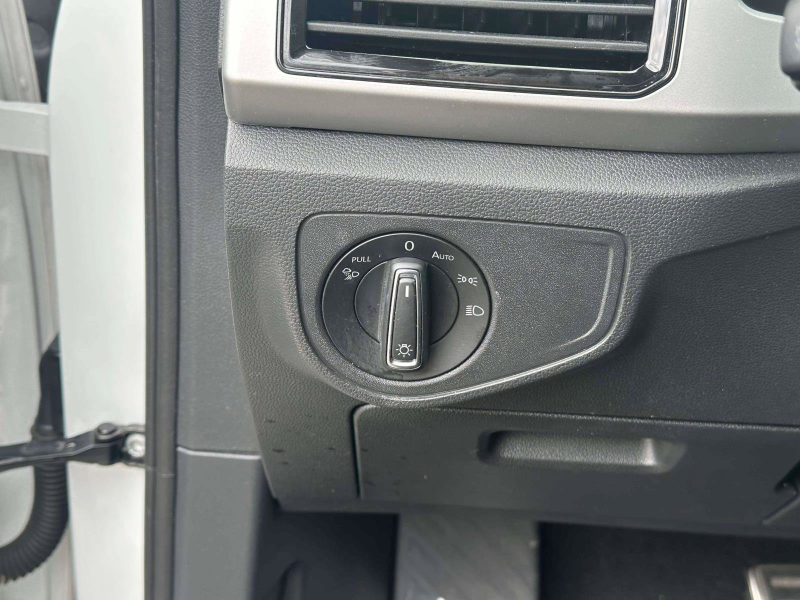 Used 2023 Volkswagen Atlas Cross Sport SEL R-Line image 22