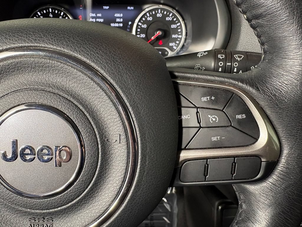 Used 2022 Jeep Renegade Limited AWD/4WD image 21