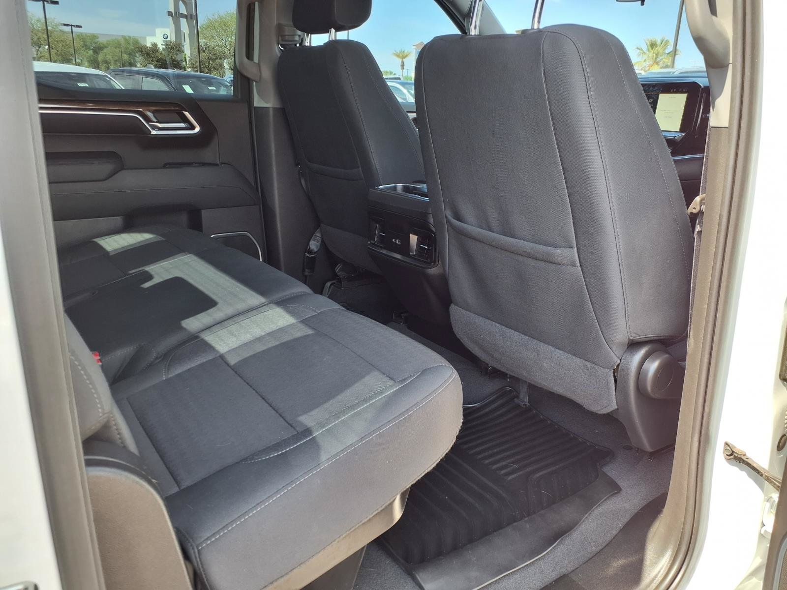 Used 2022 Chevrolet Silverado 1500 RST AWD/4WD image 13