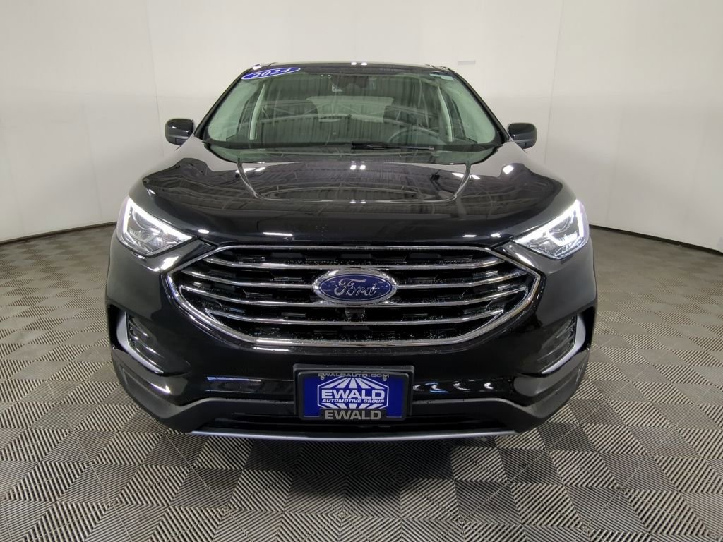 Certified 2024 Ford Edge SEL image 9