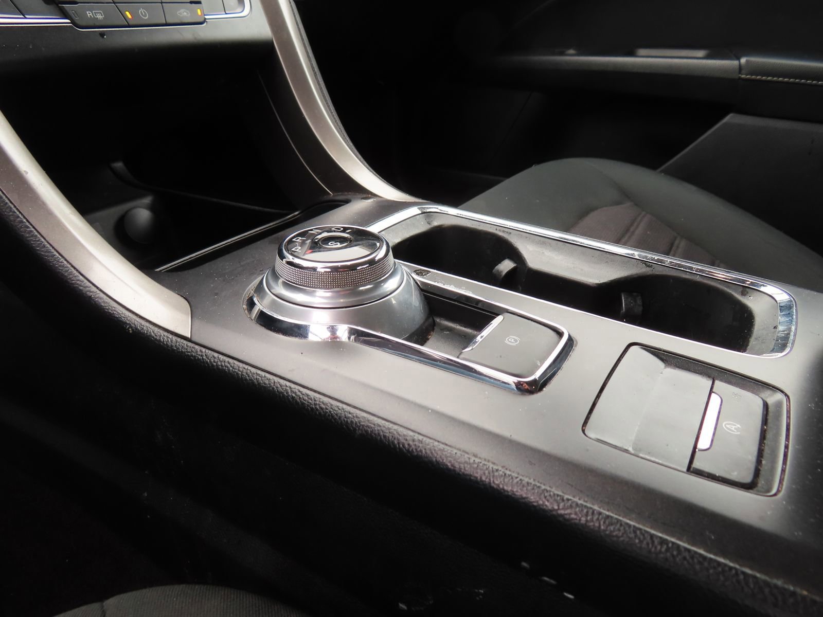 Certified 2019 Ford Fusion SE image 26