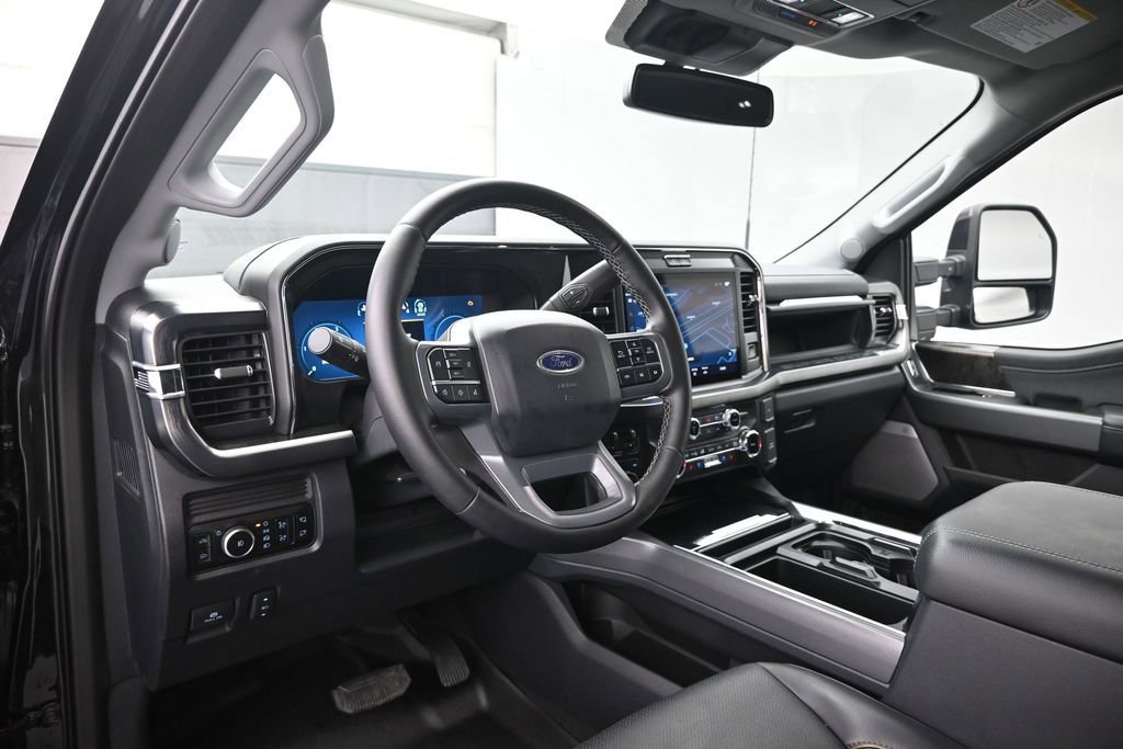 Certified 2025 Ford F350 Lariat w/ Black Appearance Package AWD/4WD image 18