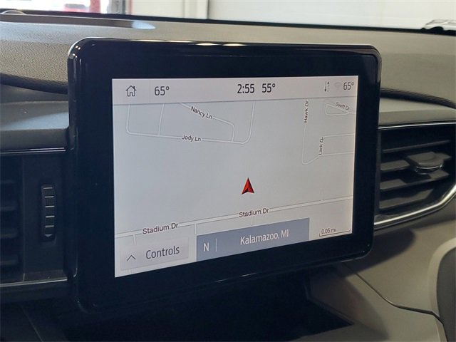 Certified 2023 Ford Explorer XLT w/ Equipment Group 202A image 18