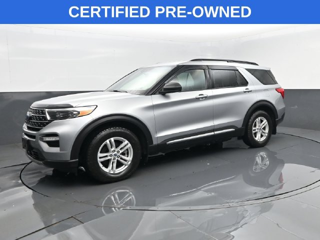 Certified 2020 Ford Explorer XLT w/ Equipment Group 202A AWD/4WD image 1