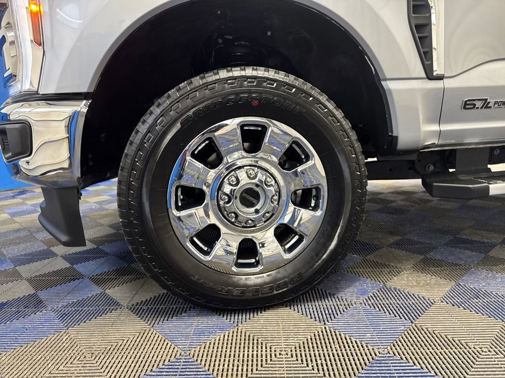 Certified 2024 Ford F250 Lariat w/ Chrome Package image 31