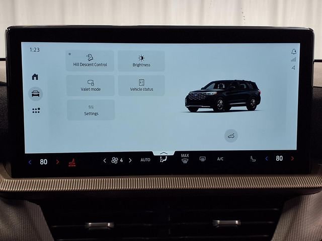 Certified 2025 Ford Explorer Active image 17