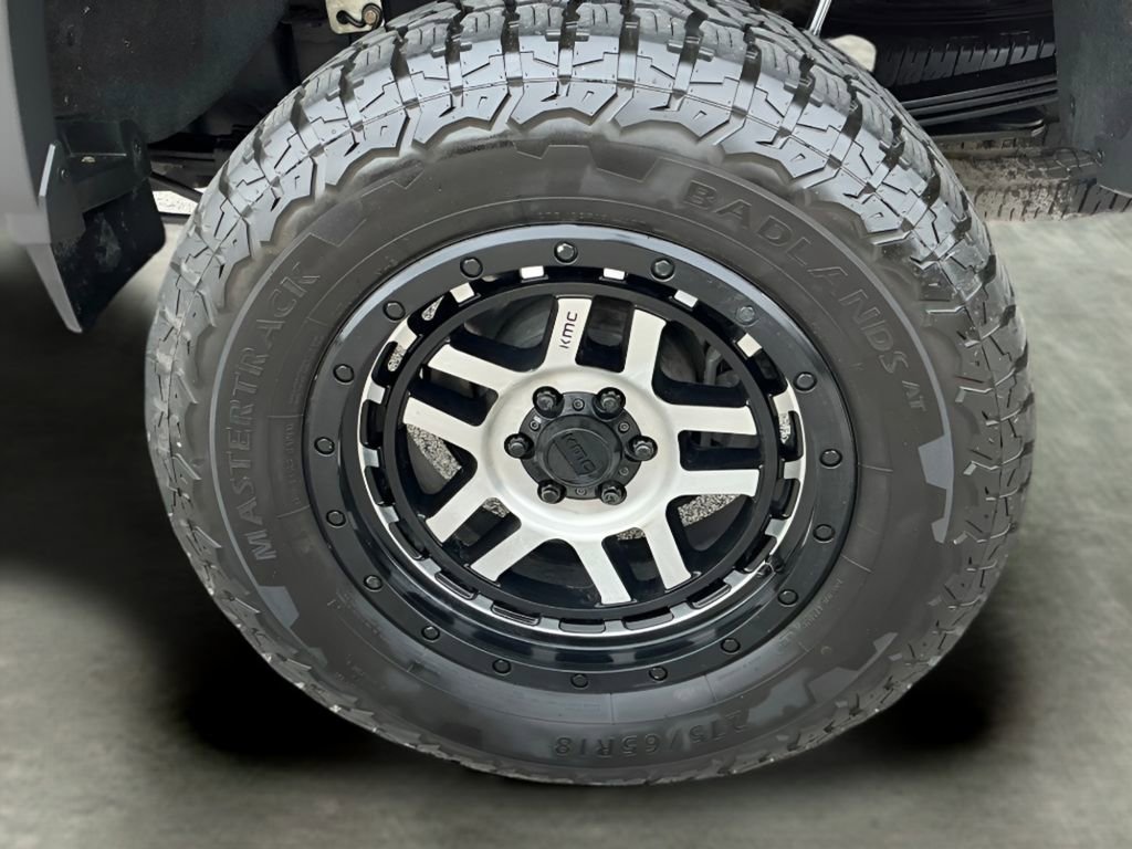 Used 2022 Chevrolet Colorado Z71 w/ Trail Boss Package image 22