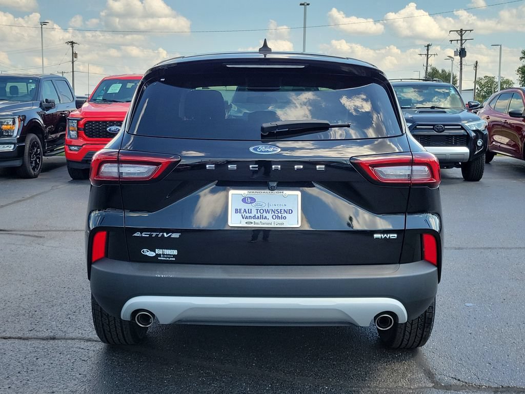 Certified 2023 Ford Escape Active AWD/4WD image 5