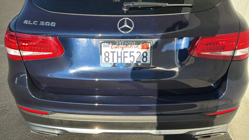 Used 2017 Mercedes-Benz GLC 300 image 7