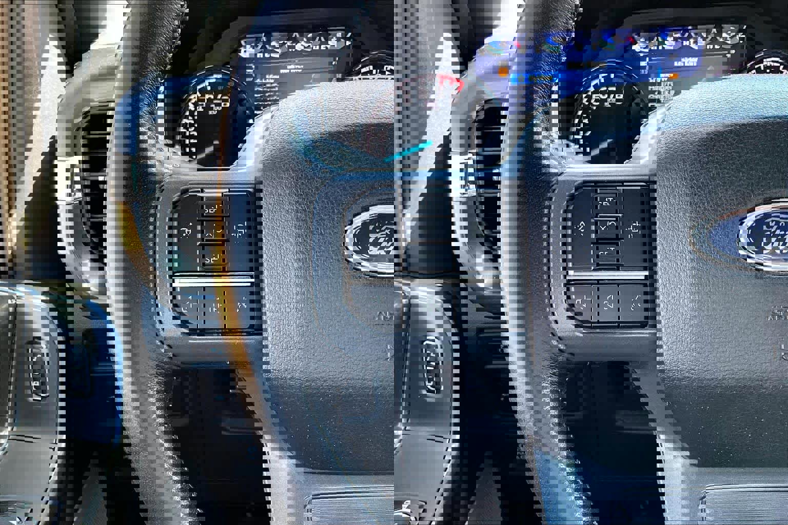 Certified 2022 Ford F150 XLT w/ Equipment Group 302A High image 26