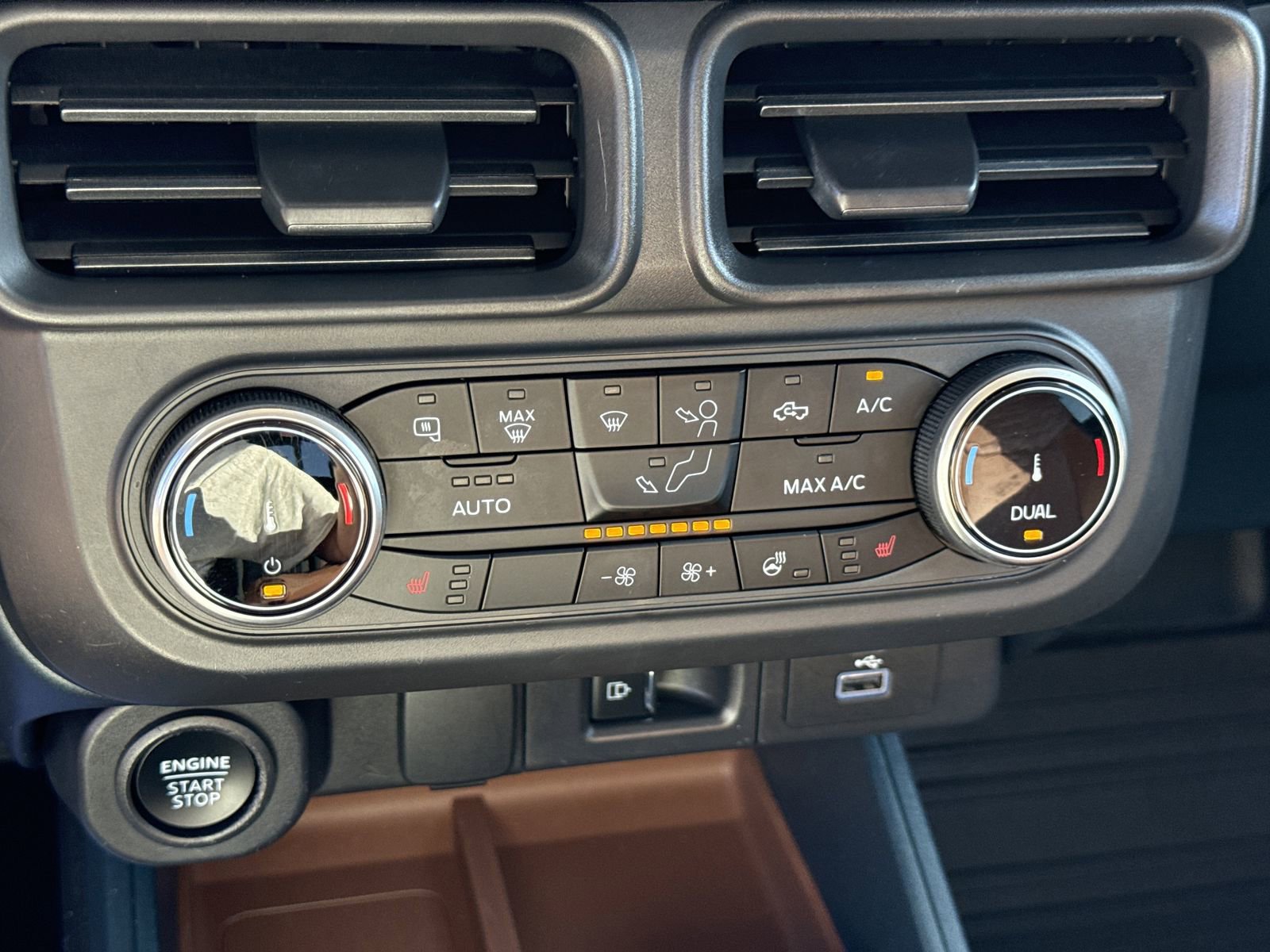 Certified 2023 Ford Maverick Lariat w/ Lariat Luxury Package image 22