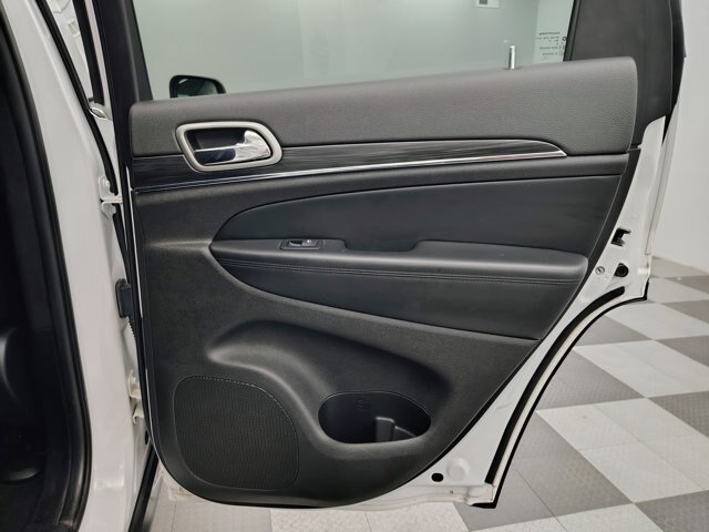 Used 2021 Jeep Grand Cherokee Limited AWD/4WD image 26
