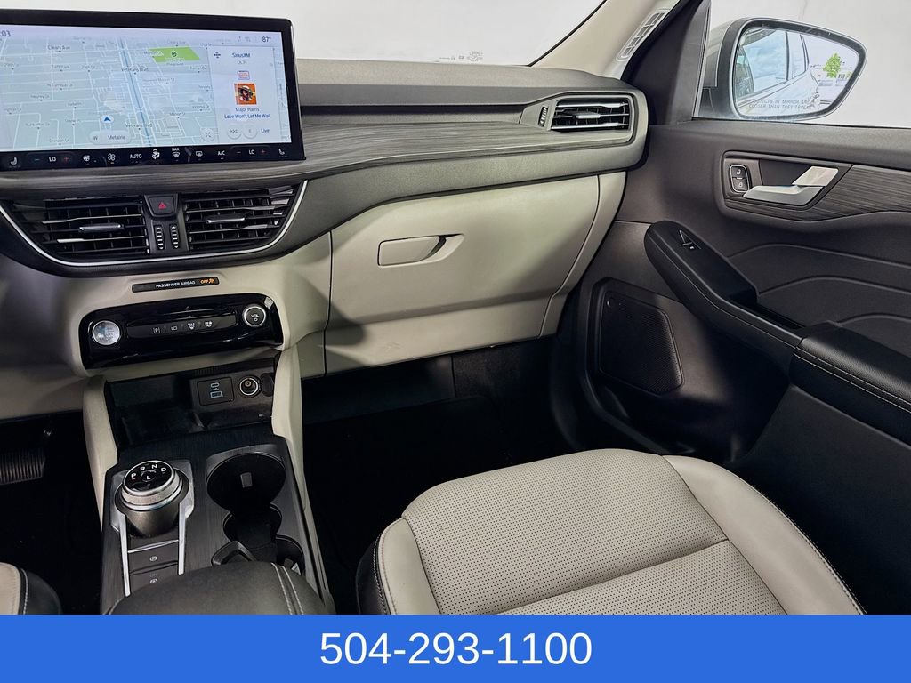Certified 2023 Ford Escape Platinum FWD image 25