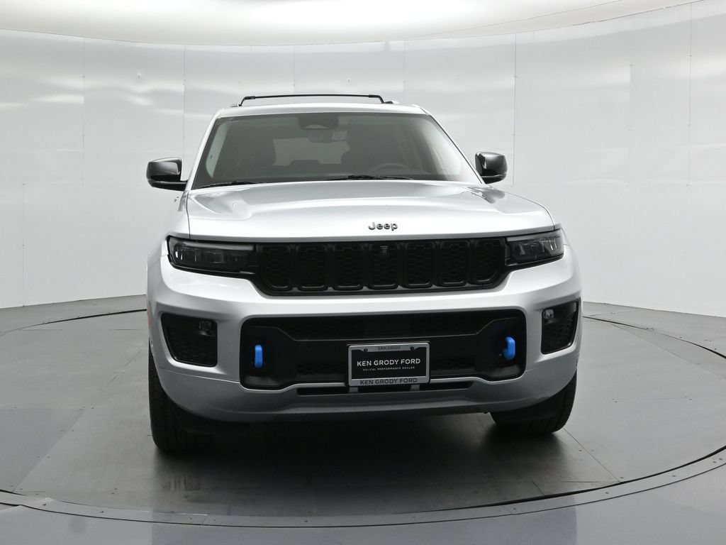 Used 2023 Jeep Grand Cherokee 30th Anniversary AWD/4WD image 22