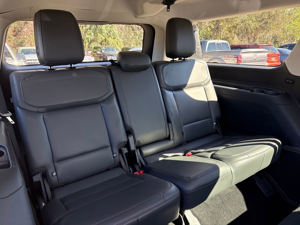 Certified 2025 Ford Expedition Max Active image 32