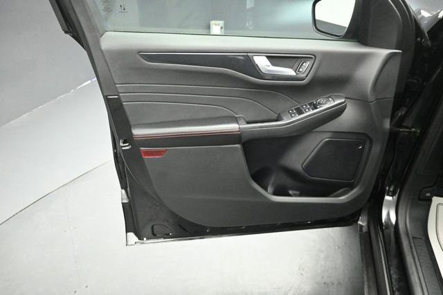 Certified 2024 Ford Escape ST-Line w/ Tech Pack #1 AWD/4WD image 20