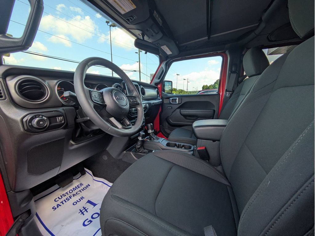 Used 2023 Jeep Wrangler Unlimited Sport AWD/4WD image 13