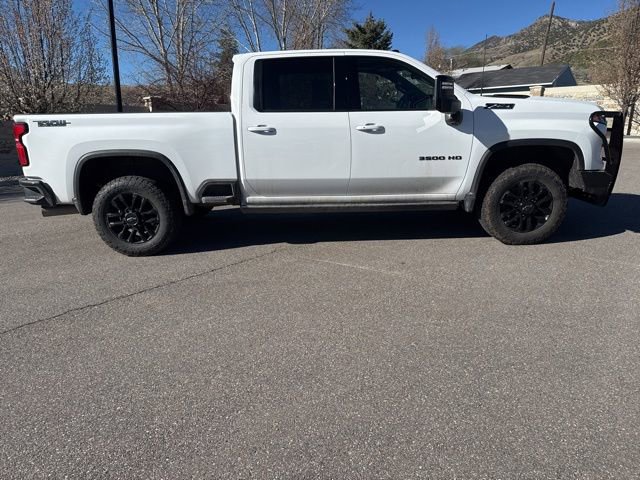 Used 2025 Chevrolet Silverado 3500 LTZ w/ LTZ Plus Package AWD/4WD image 12