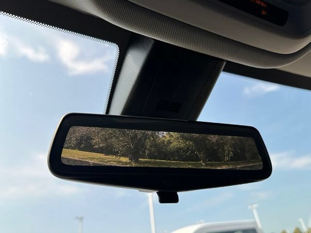 Used 2019 Chevrolet Traverse LT w/ LT Premium Package FWD image 24