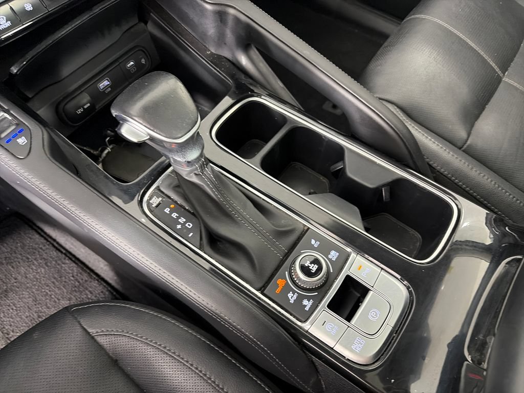 Used 2023 Kia Telluride EX w/ EX Captain's Chair Package AWD/4WD image 22