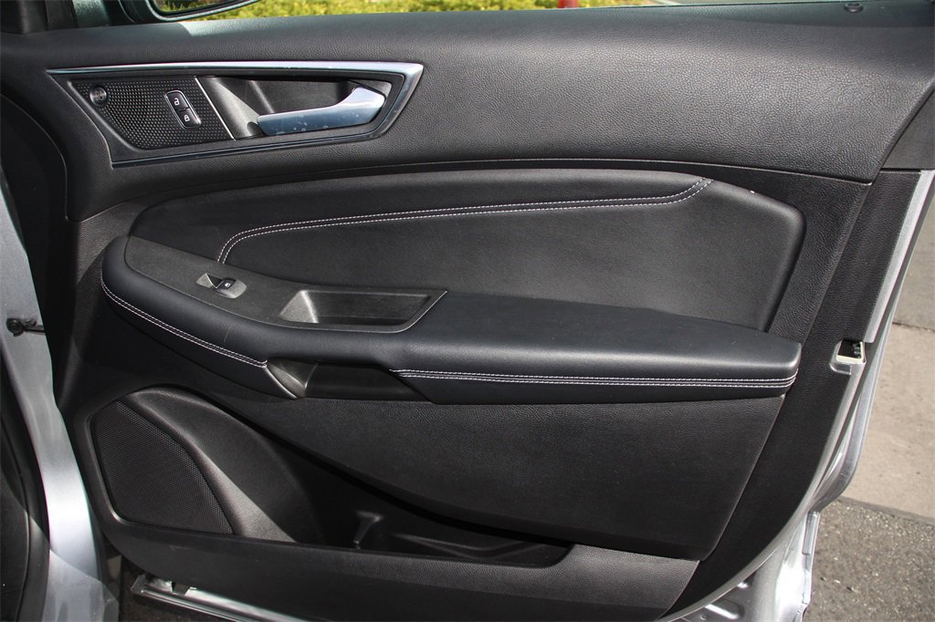 Certified 2022 Ford Edge Titanium image 27