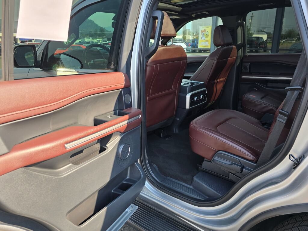 Certified 2024 Ford Expedition Limited AWD/4WD image 11