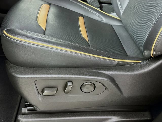 Used 2024 GMC Yukon AT4 w/ AT4 Premium Package image 24