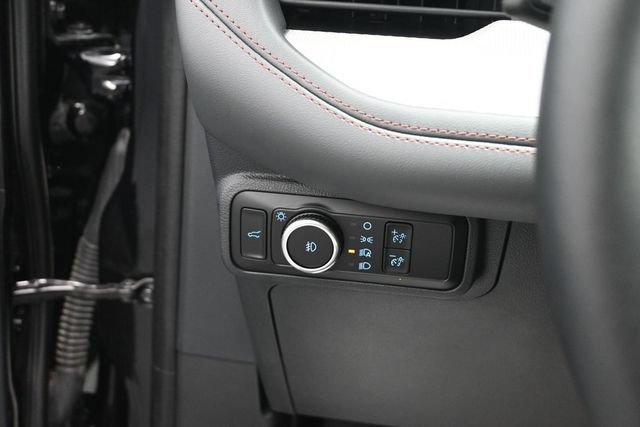Certified 2025 Ford Explorer Active w/ Active Comfort Package AWD/4WD image 11