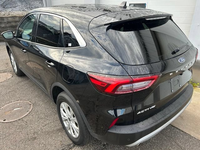 Certified 2023 Ford Escape Active AWD/4WD image 4