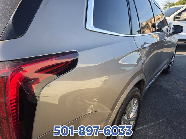 Used 2022 Cadillac XT6 Premium Luxury w/ Technology Package FWD image 6