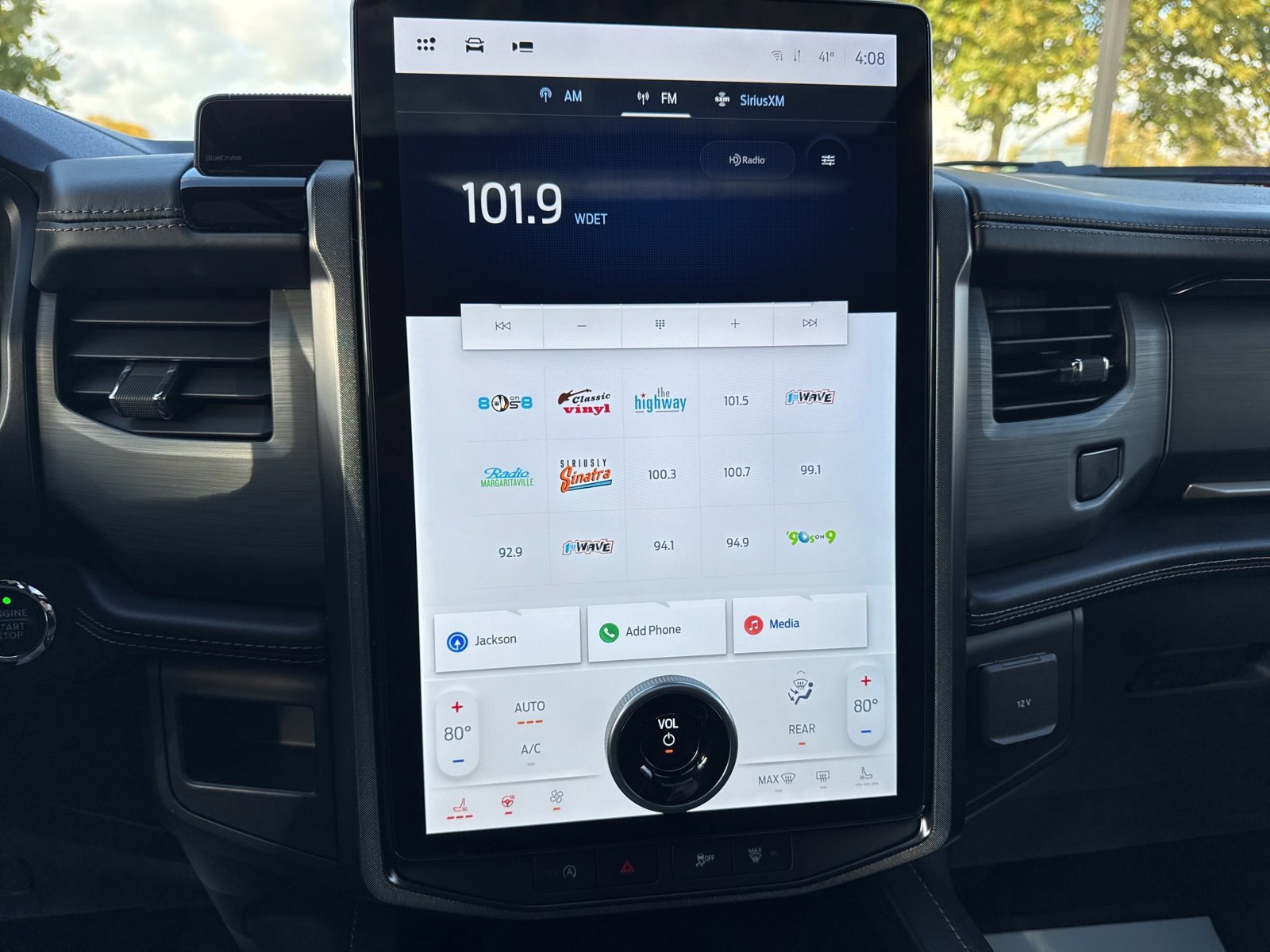 Certified 2022 Ford Expedition Platinum image 34