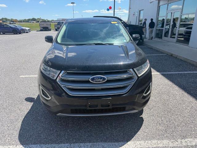 Certified 2017 Ford Edge Titanium w/ Technology Package AWD/4WD image 3