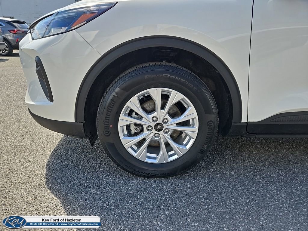 Certified 2023 Ford Escape Active w/ Tech Pack #2 image 7