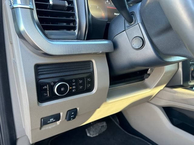 Certified 2025 Ford F450 Platinum w/ Platinum Plus Package AWD/4WD image 16
