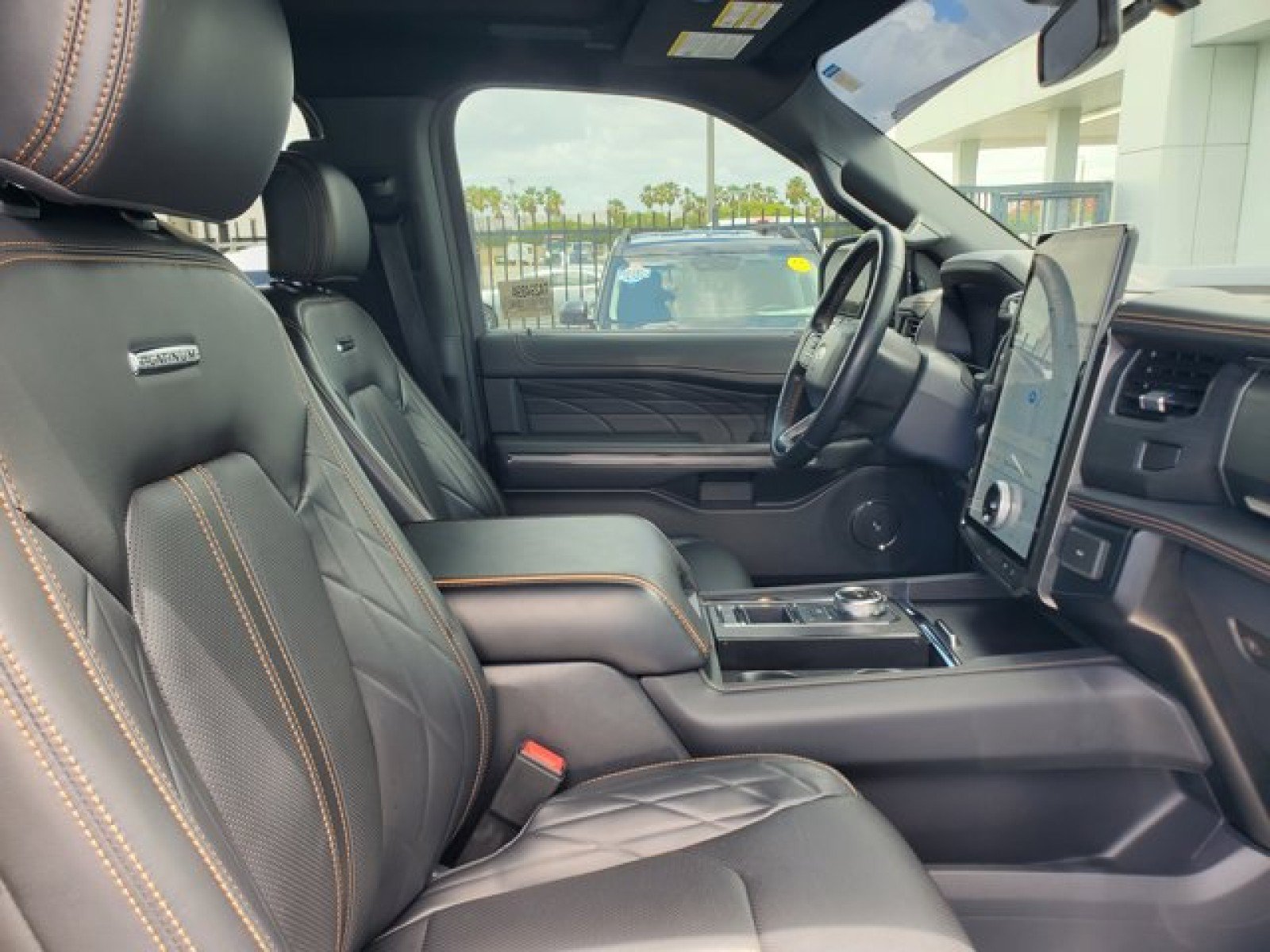 Certified 2024 Ford Expedition Max Platinum RWD image 38