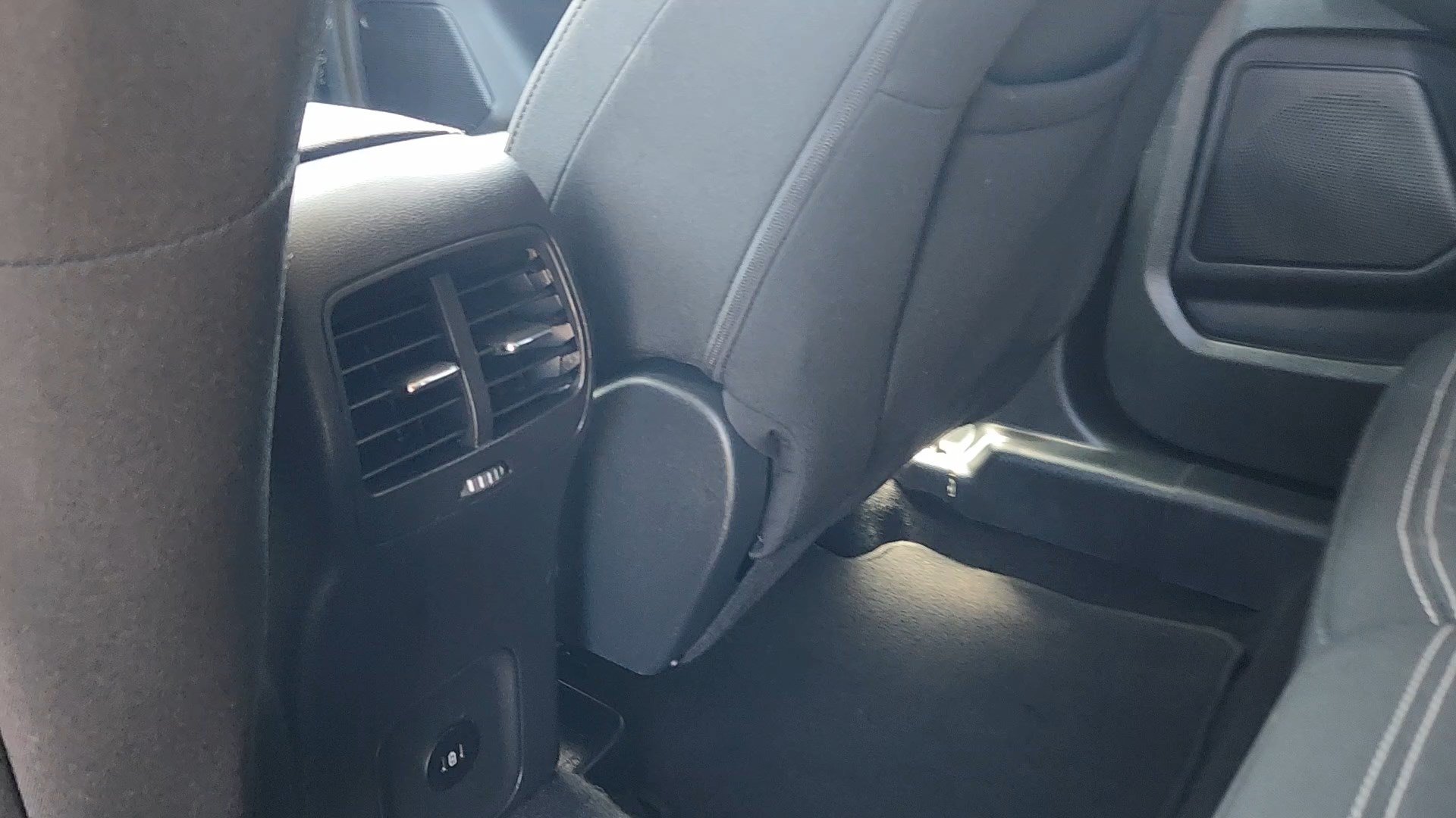 Certified 2025 Ford Escape Active AWD/4WD image 21