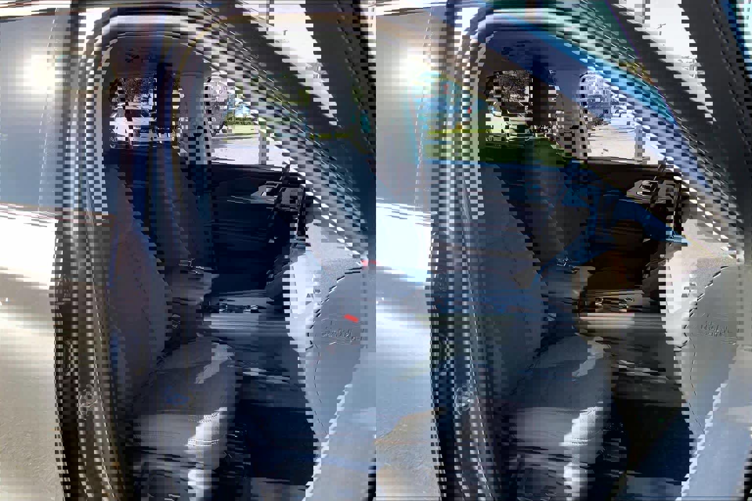 Certified 2025 Ford Explorer Active RWD image 11