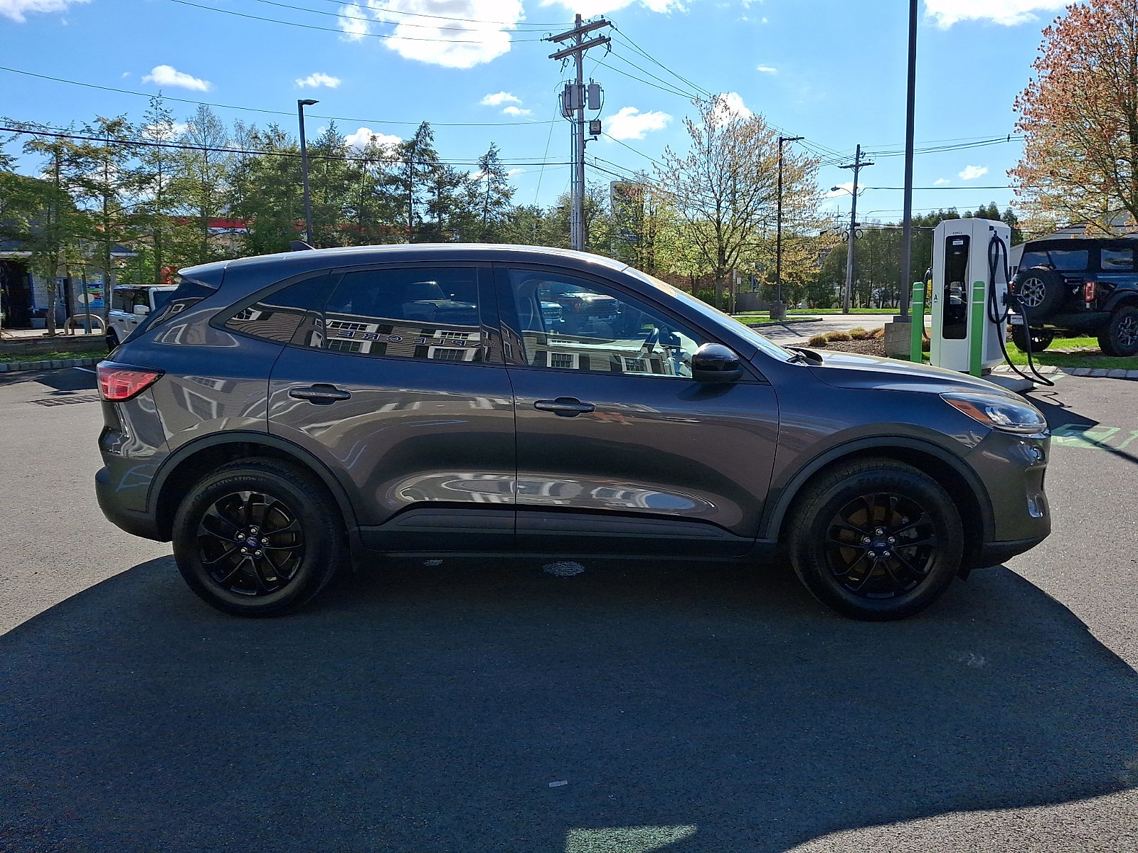 Certified 2020 Ford Escape SE Sport AWD/4WD image 6