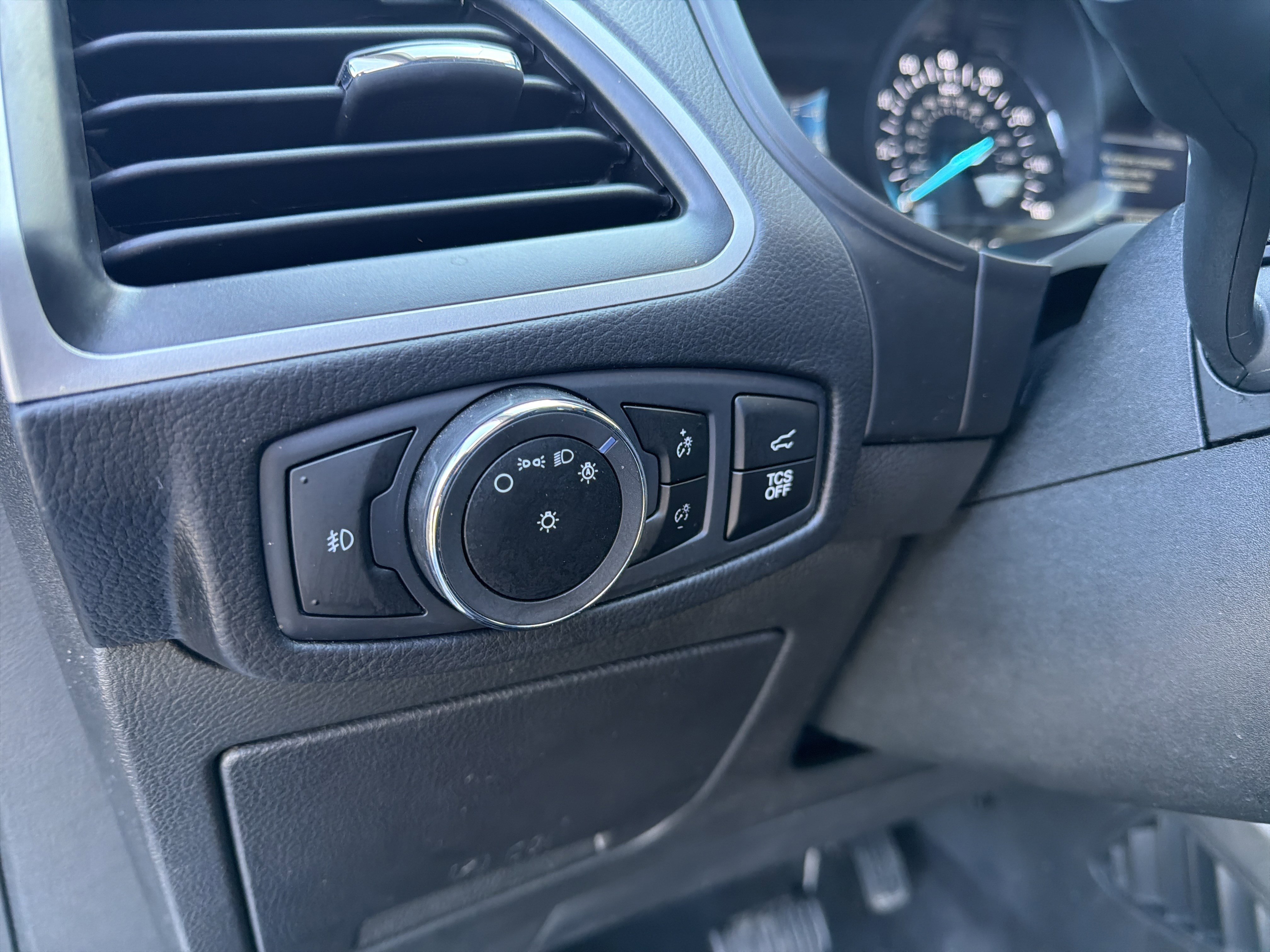 Certified 2023 Ford Edge SEL w/ Convenience Package image 46