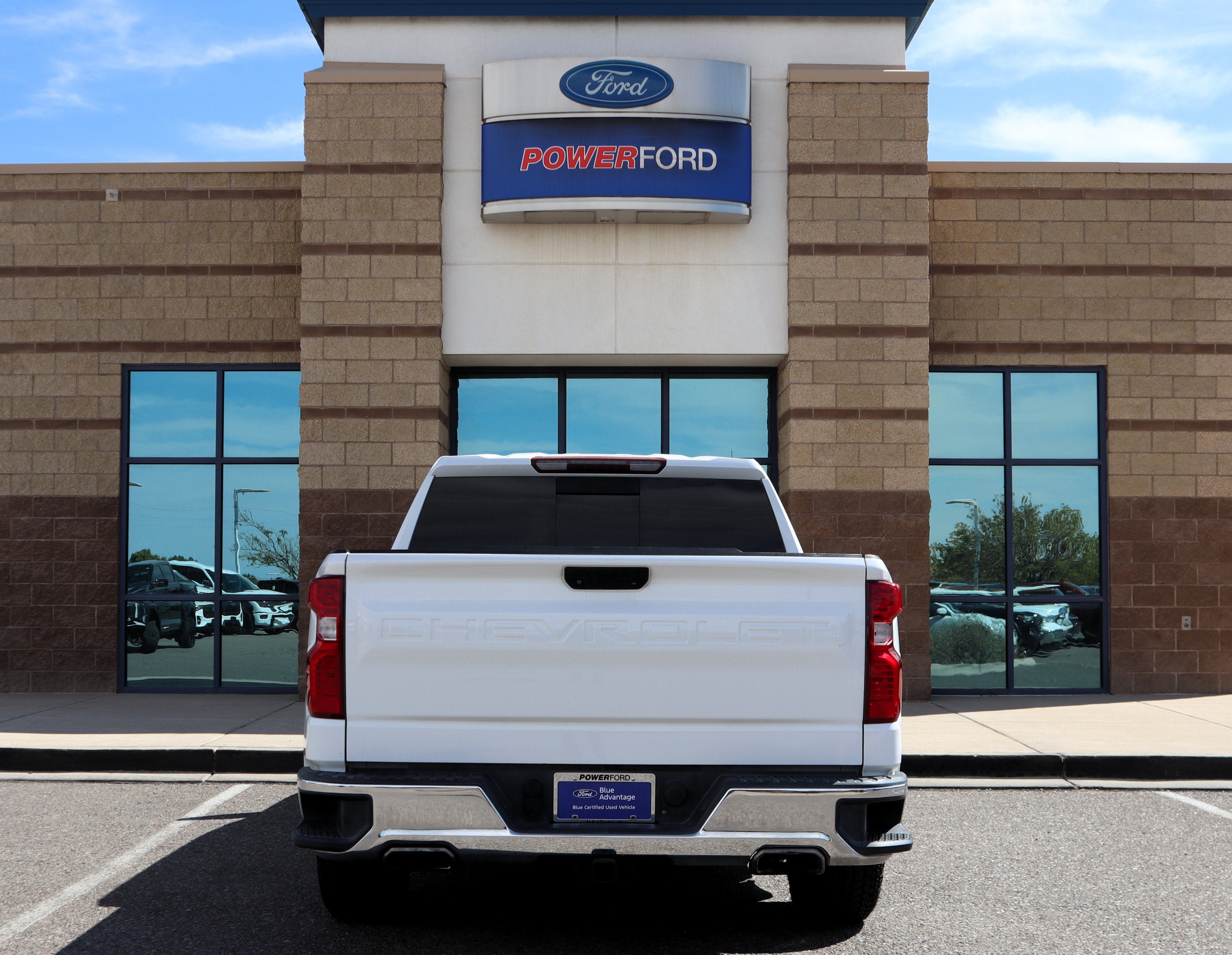 Used 2020 Chevrolet Silverado 1500 LT w/ All-Star Edition AWD/4WD image 7