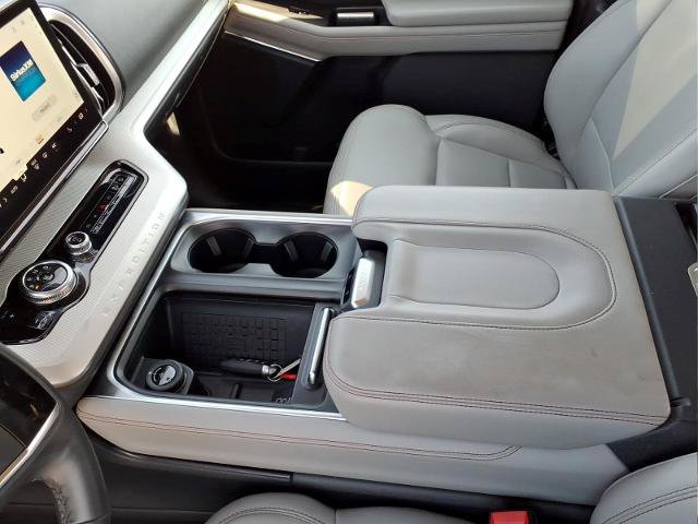 Certified 2025 Ford Expedition Active AWD/4WD image 29