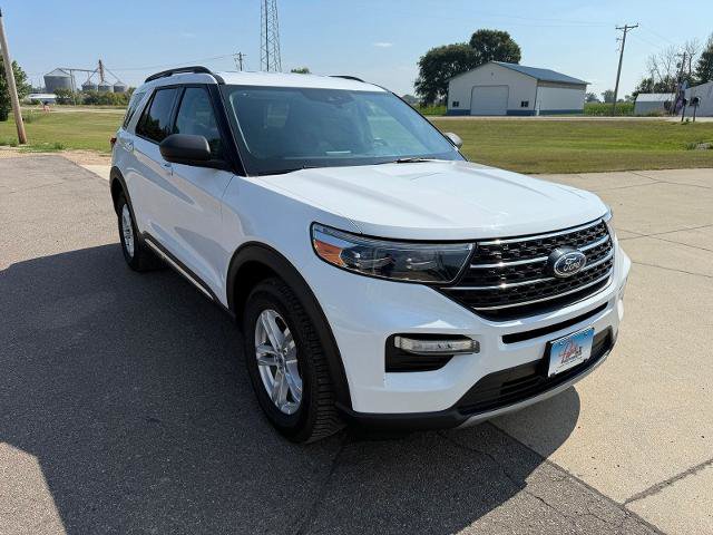 Certified 2023 Ford Explorer XLT w/ Equipment Group 202A AWD/4WD image 10
