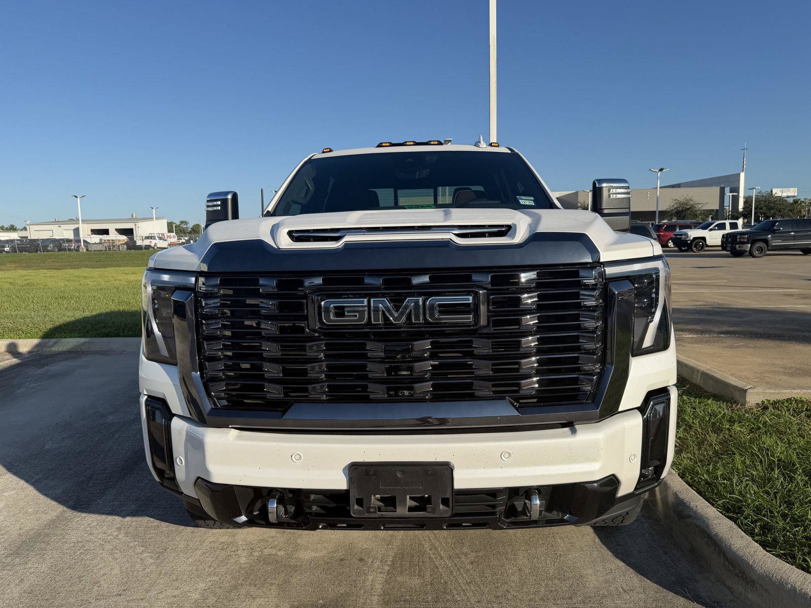 Used 2024 GMC Sierra 2500 Denali Ultimate AWD/4WD image 21