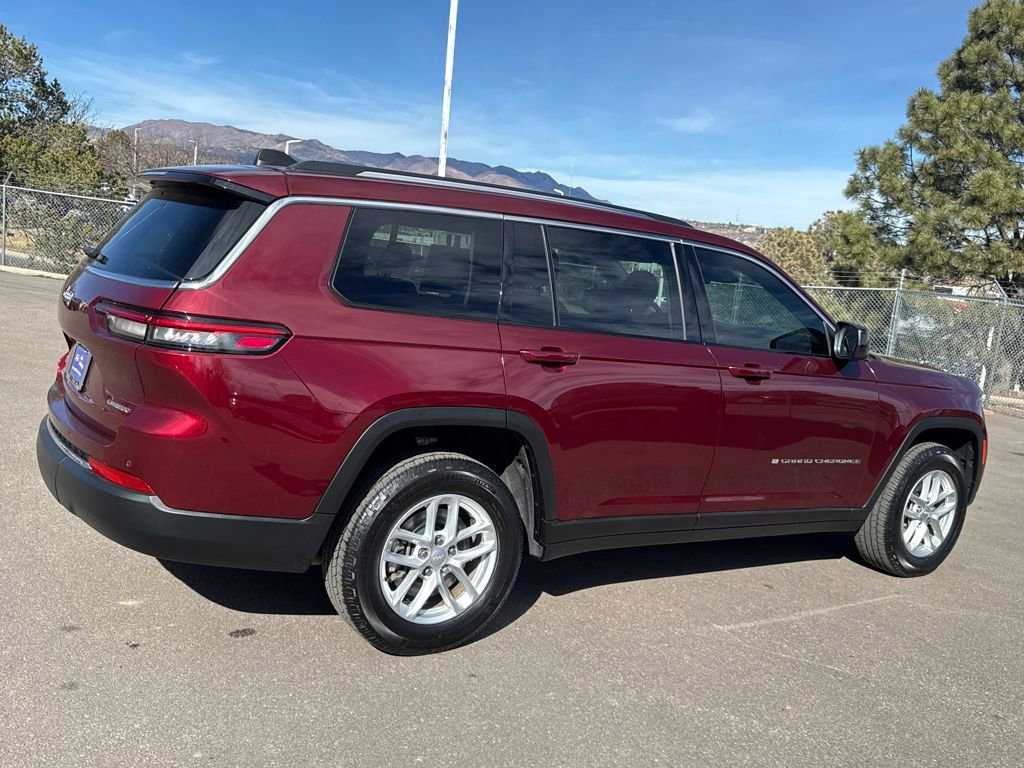 Used 2023 Jeep Grand Cherokee L Laredo image 7