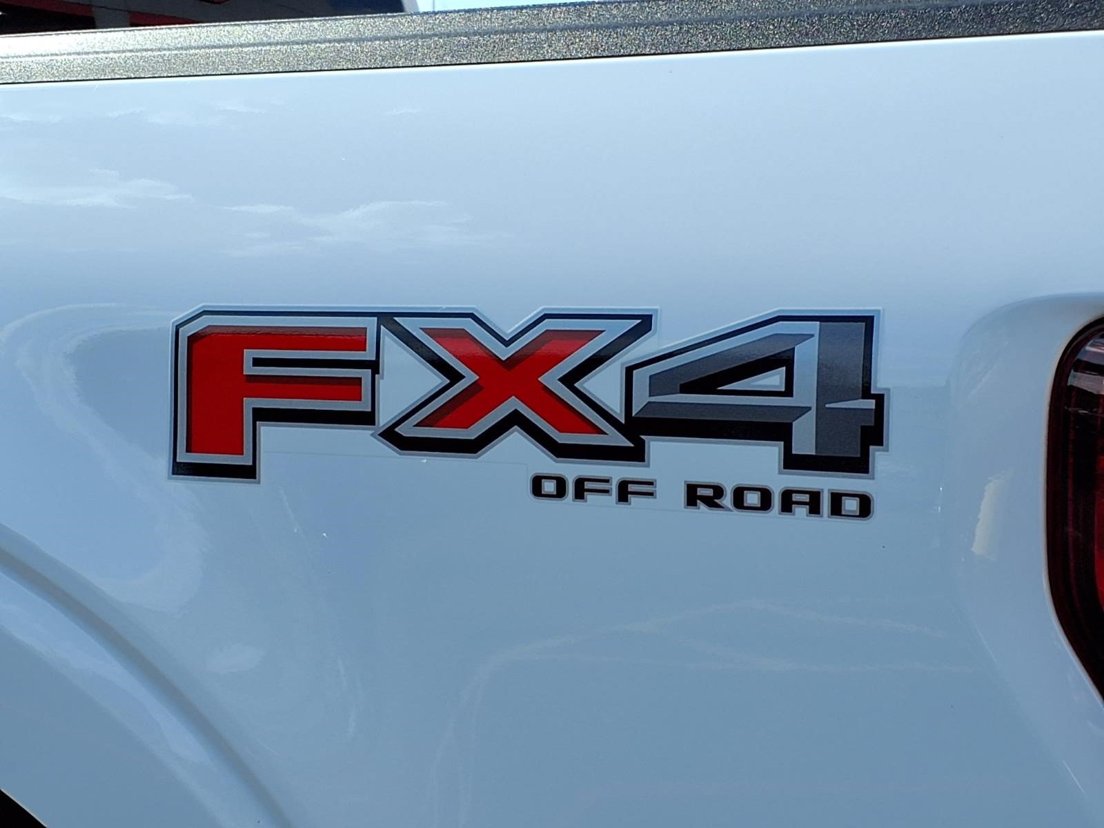 Certified 2022 Ford F150 XL w/ STX Appearance Package AWD/4WD image 11