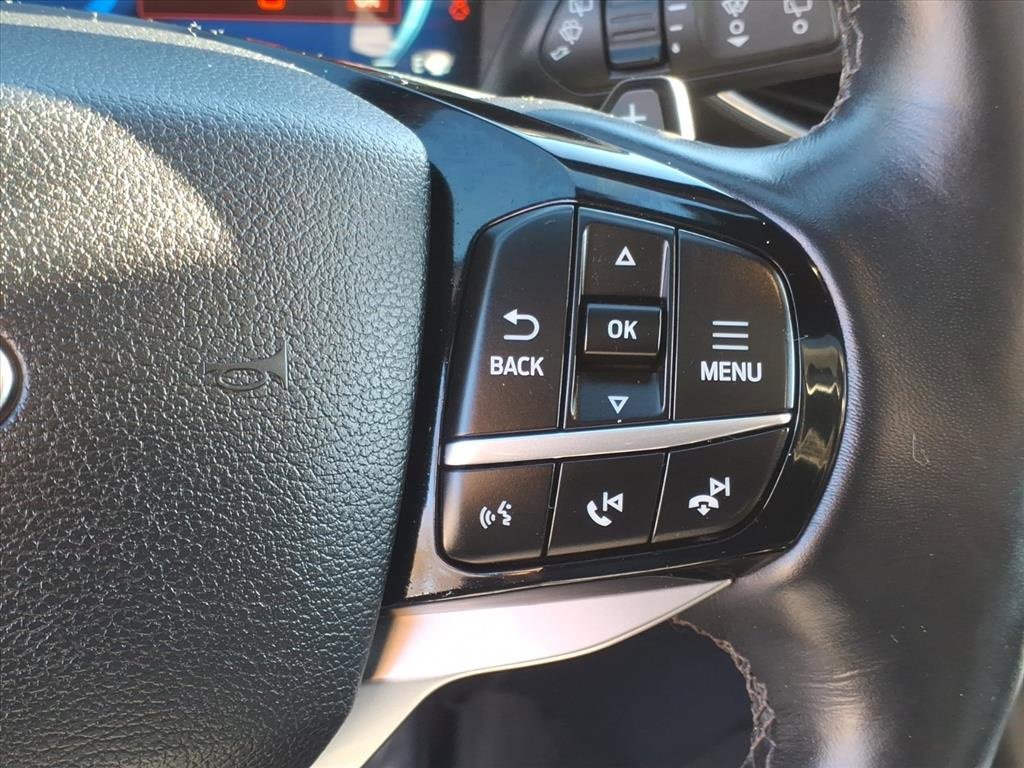 Certified 2021 Ford Explorer Platinum w/ Equipment Group 601A image 27