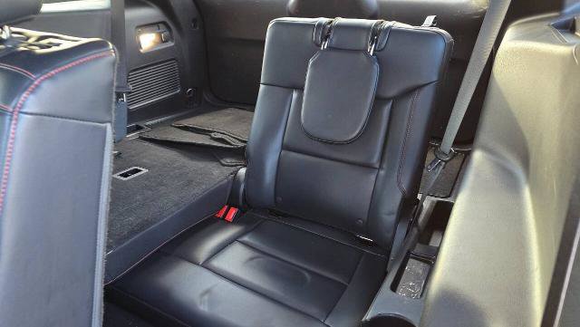 Certified 2025 Ford Explorer ST-Line w/ ST-Line Street Pack image 12