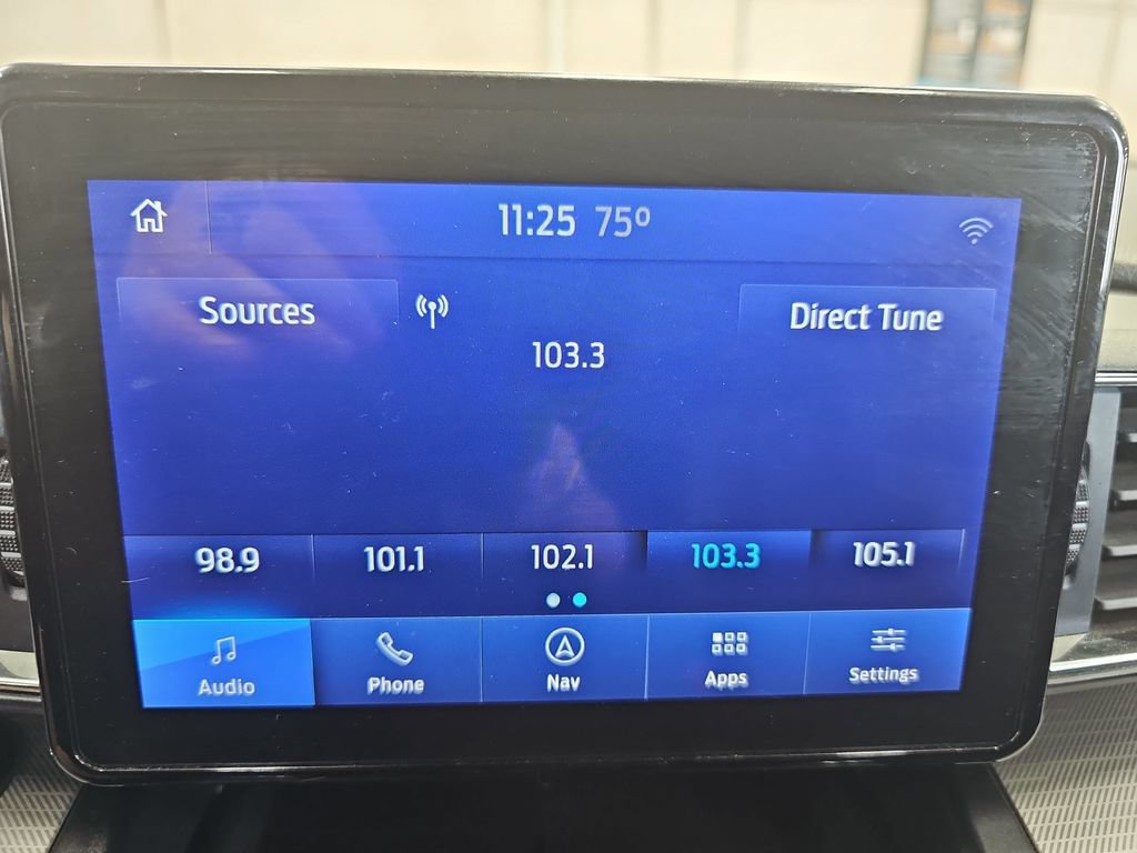 Certified 2020 Ford Explorer XLT w/ Equipment Group 202A AWD/4WD image 21